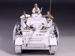 画像6: Valkyrie Miniature[VW35001]1/35 WWII ドイツ国防軍戦車兵セット 冬季装備 IV号戦車G後期-J型用(3体+バスト2体入) (6)