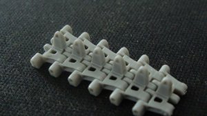 画像3: ヴィジョンモデルズ[VA-9003]1/35　帝国陸軍97式”チハ”中戦車用可動履帯セット (3)