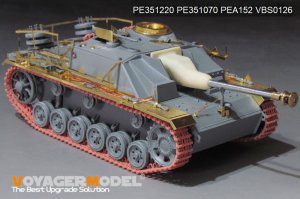 画像3: VoyagerModel [PE351220]1/35 WWII  ドイツIII号突撃砲G型後期型ベーシックセット(タコム8006) (3)
