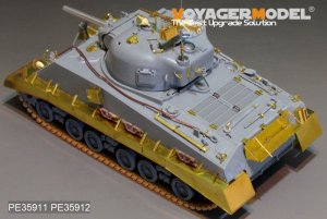 画像4: VoyagerModel [PE35911]1/35 WWII米 M4A3シャーマン(105mm)HVSS エッチング基本セット(DML6454用) (4)