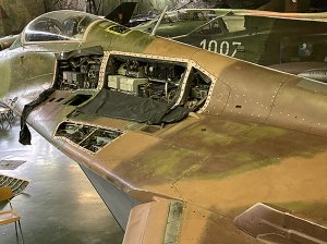 画像4: WWP [B034]現用 露/ソ MiG-29フルクラムA ディテール写真集パート1 最後のワルシャワ条約機構下戦闘機の全貌 (4)