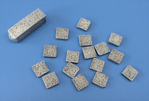 画像1: Work Shop Shin[M-20217]1/35　敷石＆倒れた道標 (1)