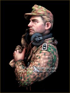 画像4: Young Miniatures[YM18100]1/10 WWII ドイツ武装親衛隊 戦車兵下士官 胸像 (4)