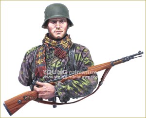 画像12: Young Miniatures[YM18101]1/10 WWII ドイツ武装親衛隊 小銃を抱える若き歩兵 胸像 (12)