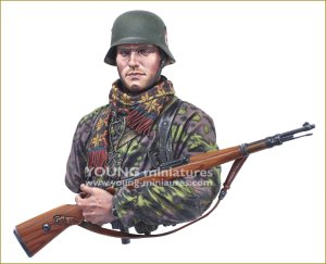 画像13: Young Miniatures[YM18101]1/10 WWII ドイツ武装親衛隊 小銃を抱える若き歩兵 胸像 (13)