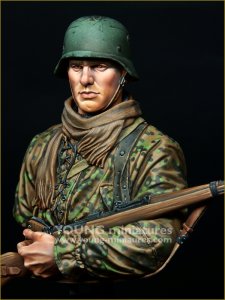 画像3: Young Miniatures[YM18101]1/10 WWII ドイツ武装親衛隊 小銃を抱える若き歩兵 胸像 (3)