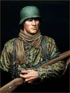 画像6: Young Miniatures[YM18101]1/10 WWII ドイツ武装親衛隊 小銃を抱える若き歩兵 胸像 (6)