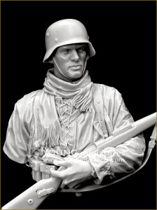 画像8: Young Miniatures[YM18101]1/10 WWII ドイツ武装親衛隊 小銃を抱える若き歩兵 胸像 (8)