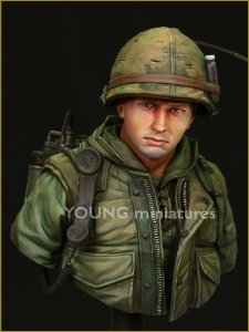 画像1: Young Miniatures[YM1817]1/10 ベトナム戦争 アメリカ海兵隊隊員 フエ1968 (1)