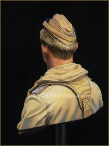 画像4: Young Miniatures[YM1846]1/10 WWIIドイツ空軍パイロット アフリカ戦線 (4)