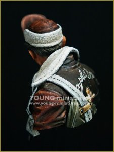 画像3: Young Miniatures[YM1862]1/10 WWIIアメリカ陸軍航空隊 B-17爆撃機搭乗員 (3)