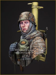 画像3: Young Miniatures[YM1884]1/10 WWII 独 ドイツ戦車猟兵「タンクハンター」胸像 (3)