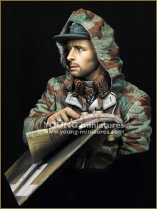 画像2: Young Miniatures[YM1886]1/10 WWII ドイツ戦闘団将校 ロシア1943「オストヴィント(東風)」 (2)