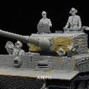 画像7: ARTOプロダクション[ARP35031]1/35  第101SS重戦車大隊タイガーI 無線手 & 操縦手(半身像) (7)