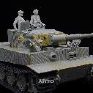 画像8: ARTOプロダクション[ARP35031]1/35  第101SS重戦車大隊タイガーI 無線手 & 操縦手(半身像) (8)