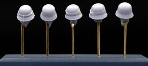 画像2: ARTOプロダクション[ARPAH35030]1/35 WW.II ドイツ機関銃チームM42ヘルメット着用頭部 "戦闘中"(5点セット) (タミヤ35386用) (2)