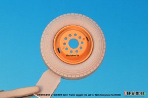 画像7: DEF.MODEL[DW35168]1/35 現用 アメリカ M1000 HETセミトレーラー用自重変形タイヤセット(ホビーボス85502用) (7)