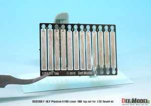 画像2: DEF.MODEL[DS32008]1/32  F-4E/F ファントム II 異物混入防止カバー + RBFタグセット(レベル 1/32用) (2)