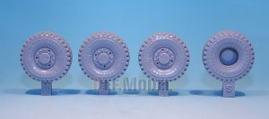 画像2: DEF.MODEL[DW35049]アメリカ Mk.23 MTVR 汎用トラック 自重変形タイヤ（トランぺッター用） (2)