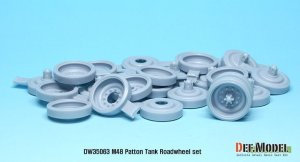 画像2: DEF.MODEL[DW35063]アメリカ M48 主力戦車ロードホイールセット（1/35 M48キット用） (2)