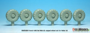 画像2: DEF.MODEL[DW35068]フランス VAB 6×6装甲兵員車 自重変形タイヤ #1 Mich. XL（エレール用） (2)