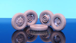 画像3: DEF.MODEL[DW48004]1/48 シュタイヤー 1500A 自重変形タイヤ（タミヤ用1/48） (3)