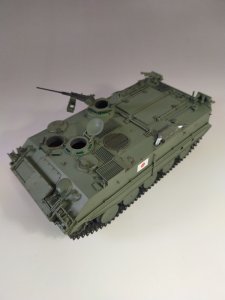 画像7: えときんモデル[ETK3506]1/35 ７３式装甲車フロート付き（朝霞観閲パレード仕様） (7)