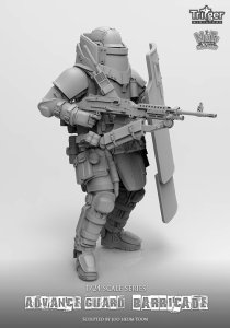 画像2: ナッツプラネット[T75024]1/24 アドバンスガード 防弾盾を抱え戦うガードナー (2)