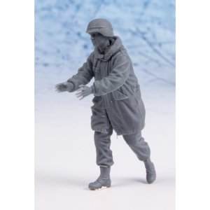画像5: ディオラマグ・フィギュア[DF 002]1/35 現用 アメリカ フィッシュテールパーカーを着た兵士 荷物積み込み(ヘッド3個付) (5)