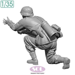 画像2: SOL MODEL[MM895]1/35 WWII ドイツ 対戦車砲兵 砲手 (2)