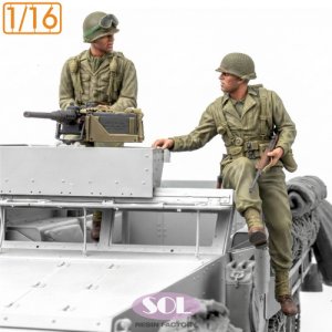 画像1: SOL MODEL[MM998]1/16 WWII アメリカ M3A1ハーフトラック乗員&M2 .50口径重機関銃セット(2体入) (1)