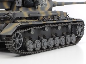 画像5: タミヤ[TAM25209]1/35 ドイツIV号戦車G型初期生産車・伝令バイクセット“ロシア戦線” (5)