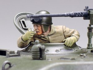 画像4: タミヤ[TAM32595]1/48 アメリカ戦車 M4A3E8 シャーマン イージーエイト (4)