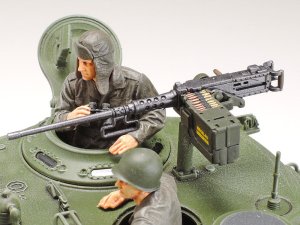 画像6: タミヤ[TAM35359]1/35 アメリカ戦車 M4A3E8 シャーマン イージーエイト (朝鮮戦争) (6)