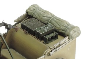 画像4: タミヤ[TAM37015]1/35 ドイツ中型軍用車 ホルヒKfz.15 “北アフリカ戦線” (4)