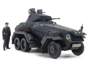 画像2: タミヤ[TAM37024]1/35 ドイツ6輪装甲車 Sd.Kfz.231 (2)