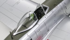 画像3: タミヤ[TAM60770]1/72 P-47D サンダーボルト“バブルトップ” (3)