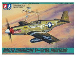 画像1: タミヤ[TAM61042]1/48 ノースアメリカン P-51B マスタング (1)