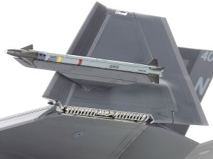 画像13: タミヤ[TAM61127]1/48 ロッキード マーチン F-35C ライトニングII (13)