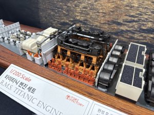 画像15: トリファクトリー[FS-21]1/200 RMS タイタニック 機関室セット DX (15)