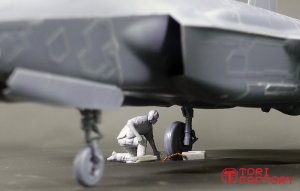 画像15: トリファクトリー[MF-40A]1/32 アメリカ空軍F-35グランドクルーセット (15)