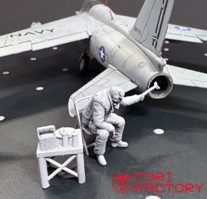 画像18: トリファクトリー[MF-52A]1/32 現用 「ホットショット」パイロット&ホットドッグクルーセット(2体入) (18)