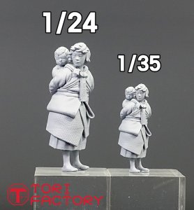画像12: トリファクトリー[MF-34A]1/35 朝鮮戦争 弟を背負う幼い姉 (12)