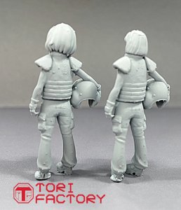 画像22: トリファクトリー[MF-45A]1/35 現用 女性ヘリコプター・パイロット (22)