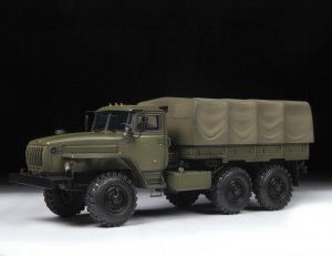 画像2: ズベズダ[ZV3654]1/35 ウラル-4320 トラック (2)