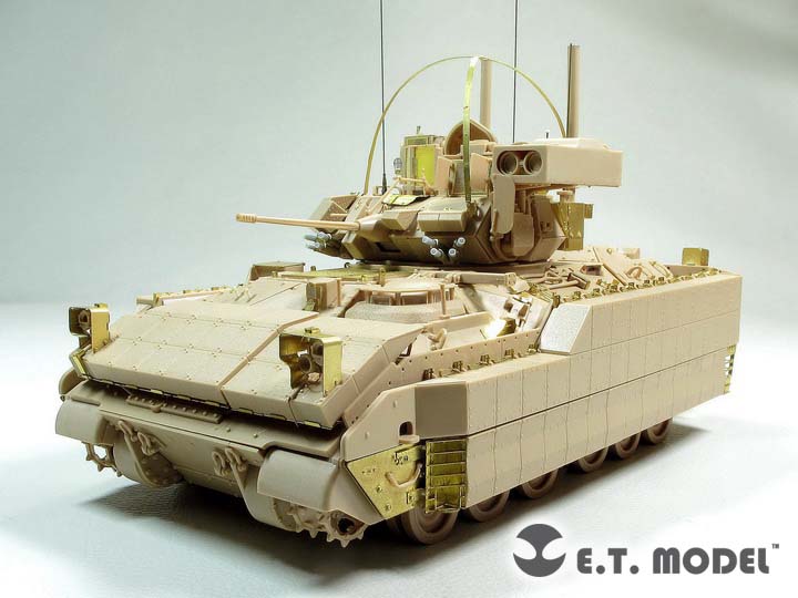 E.T.MODEL[E35-218]米 M2A3 ブラッドレー w/BUSK III 歩兵戦闘車 - M.S Models Web Shop