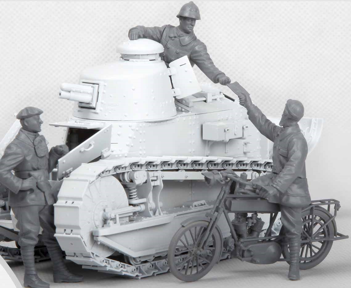 モンモデル[MENHS-005]1/35 フランス軽戦車FT-17乗員と通信兵セット