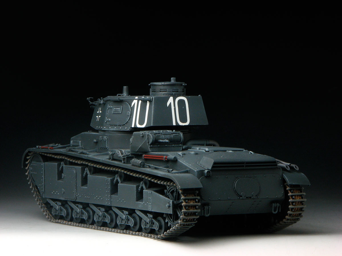 サイバーホビー[CH6690]1/35　WW.II ドイツ軍 ノイバウファールツォイク多砲塔戦車(3-5号車)