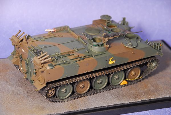 えときんモデル[ETK3503] 1/35 73式装甲車                                        [絶版商品]