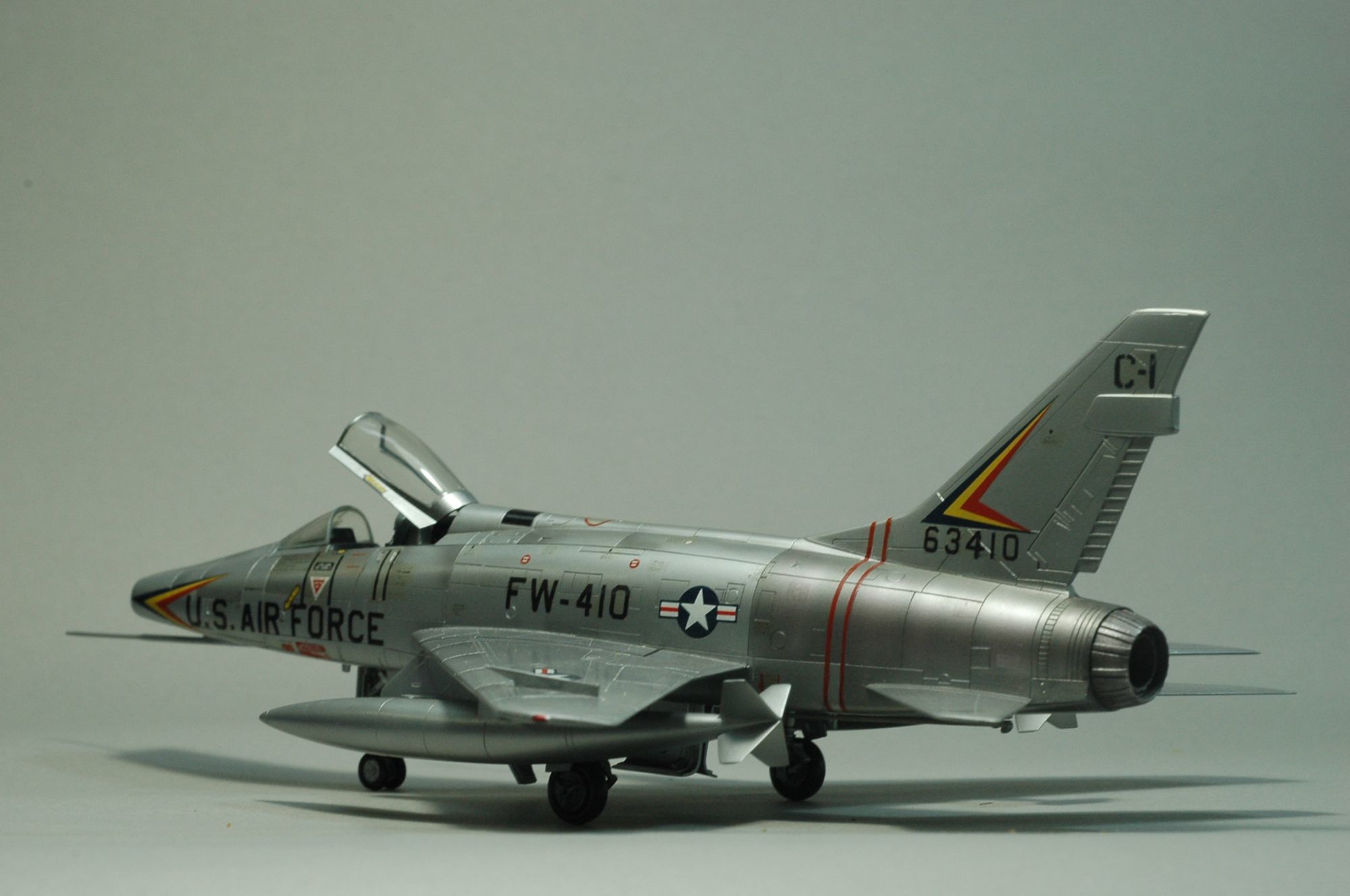 大戦後 4003】1/72 ノースアメリカン F-100D スパーセイバー - M.S Models Web Shop